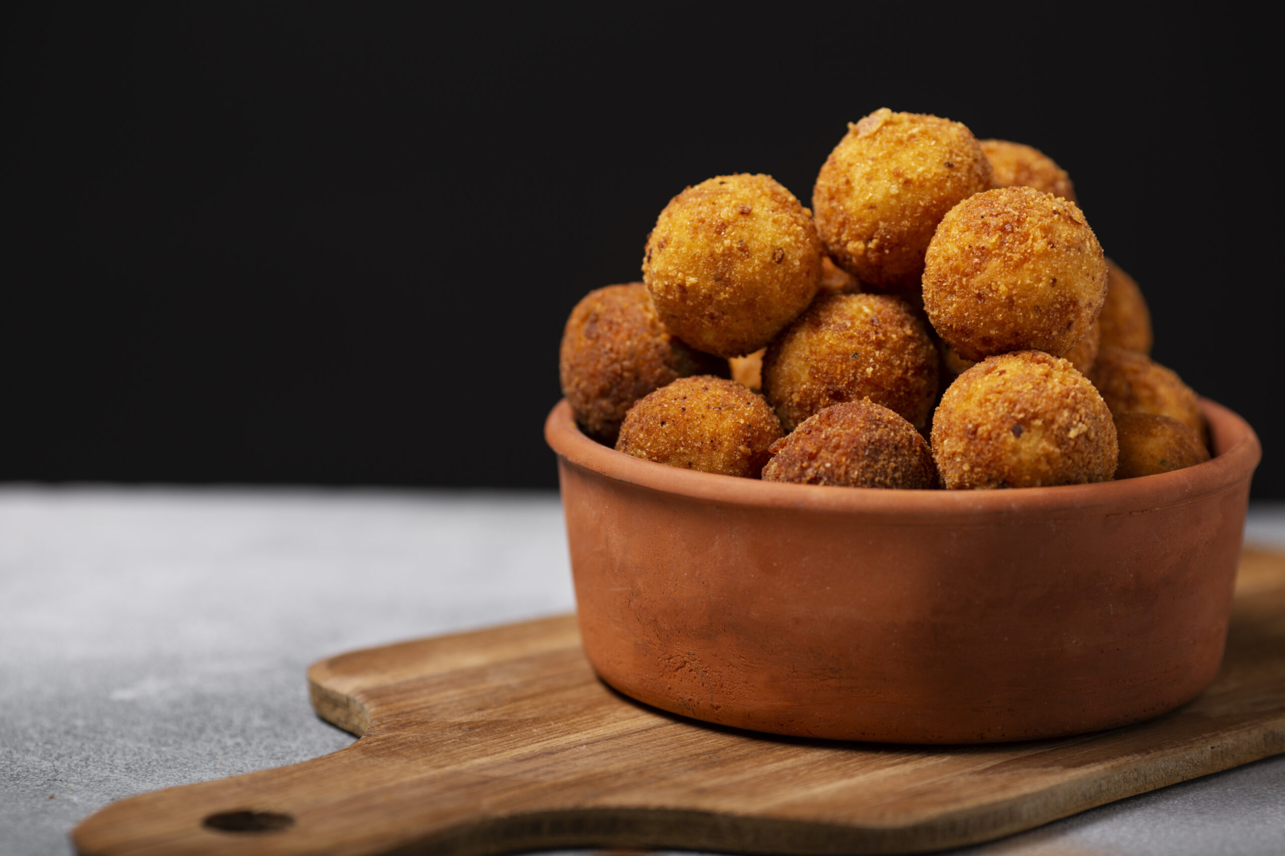 Bolinho de Carne Quatro Massas: sabor caseiro, prático e irresistível!
